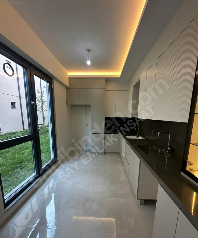 SERDİVAN'DA 5+1 SIFIR TRİPLEKS VİLLA