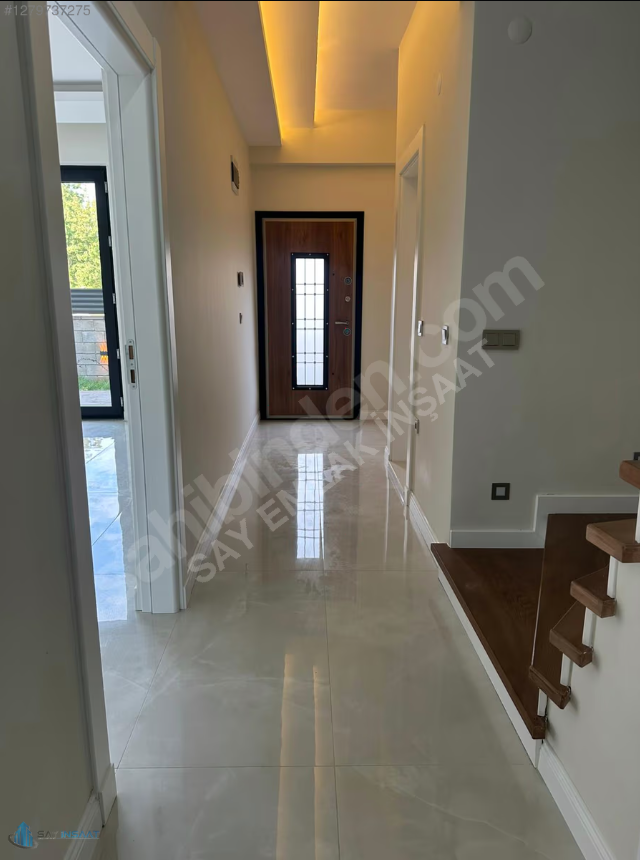 SERDİVAN'DA 5+1 SIFIR TRİPLEKS VİLLA